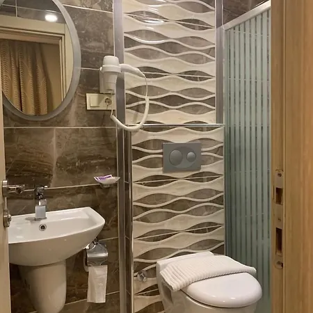 Venus Taksim 3*
